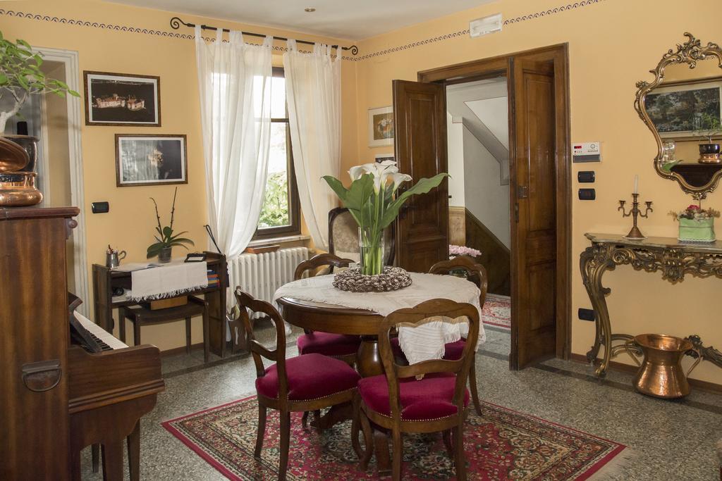 B&B Casa Carla ピネローロ エクステリア 写真